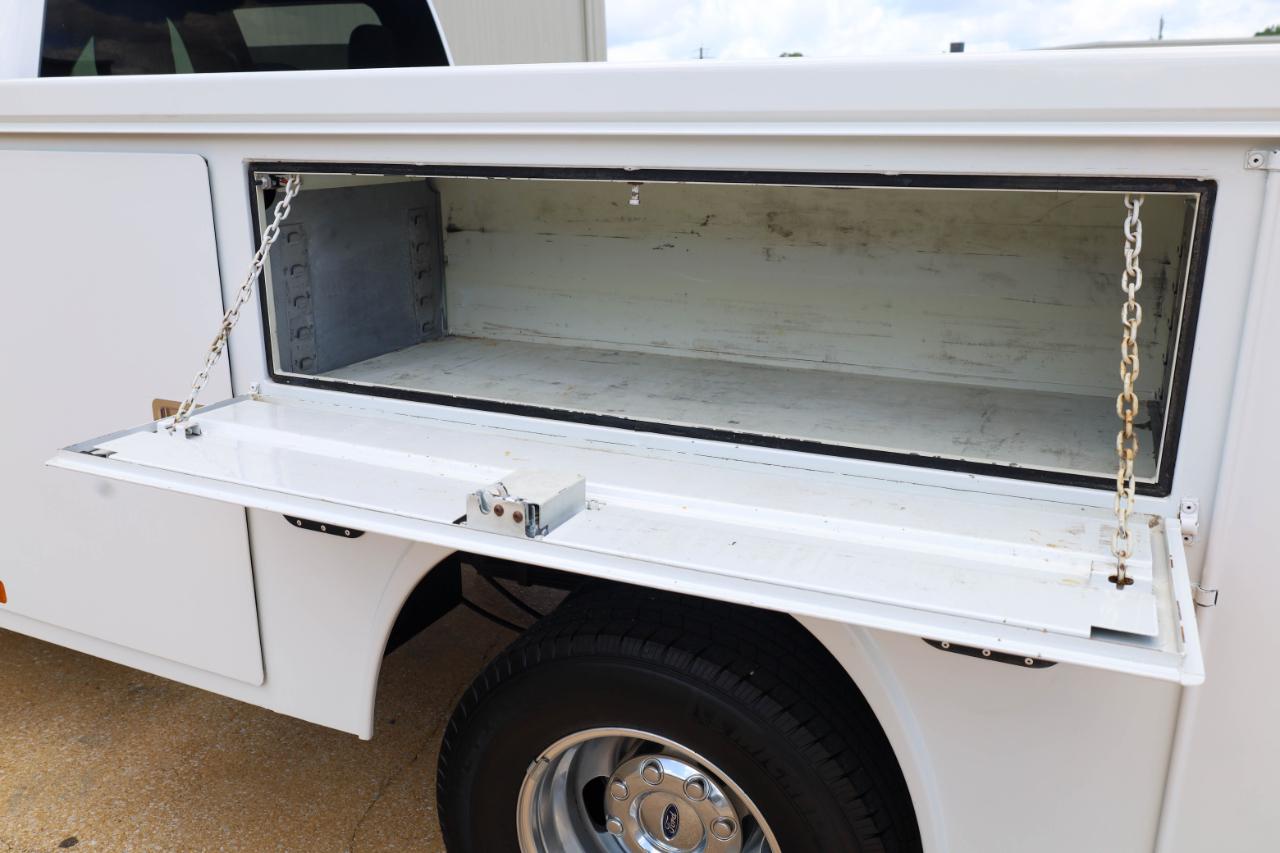 Ford Super Duty F-350 DRW XLT 4WD Crew Cab 179" WB 60" CA 2020