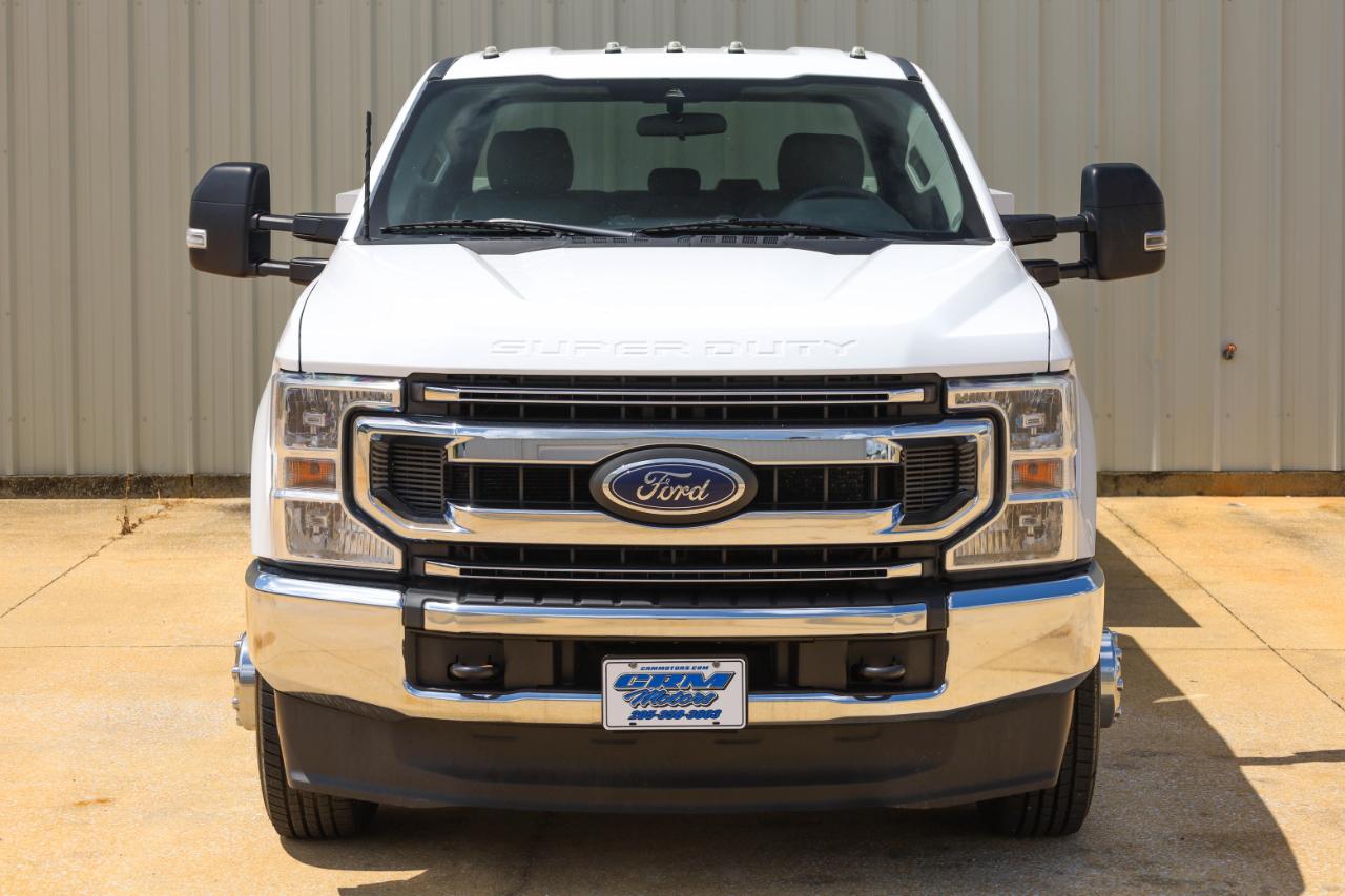 Ford Super Duty F-350 DRW XLT 4WD Crew Cab 179" WB 60" CA 2020