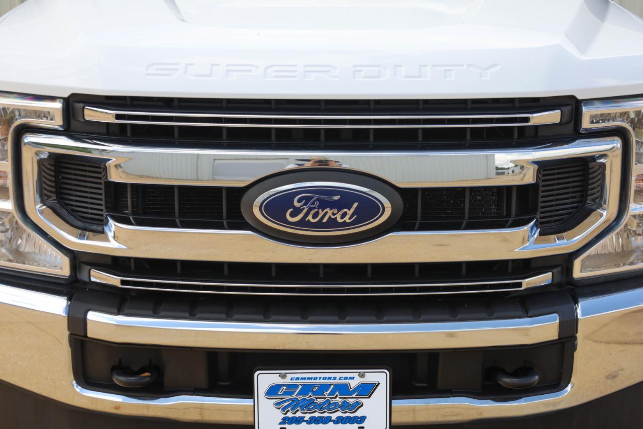 Ford Super Duty F-350 DRW XLT 4WD Crew Cab 179" WB 60" CA 2020