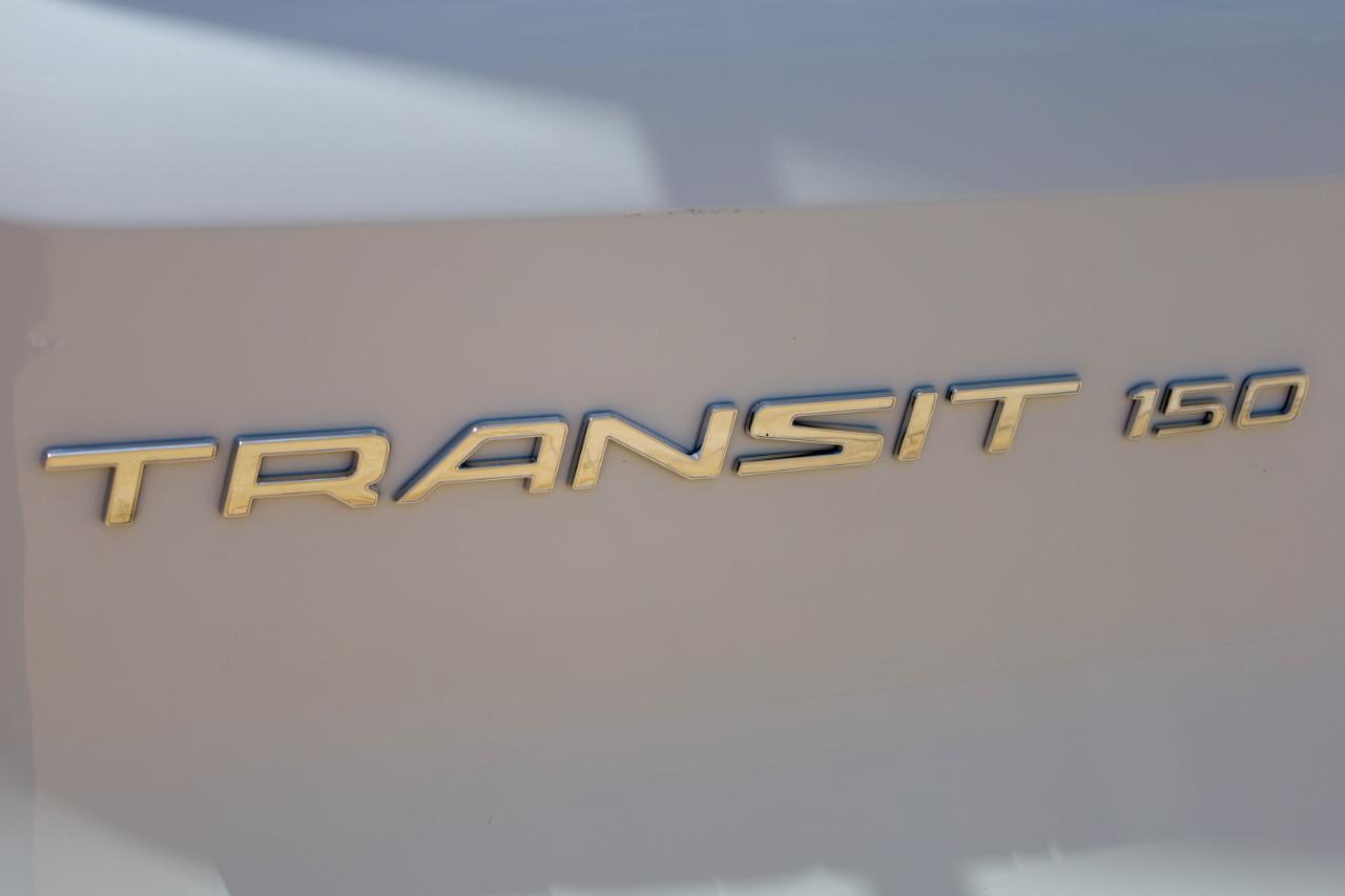 Ford Transit Passenger Wagon T-150 130" Med Roof XLT Sliding RH Dr 2019