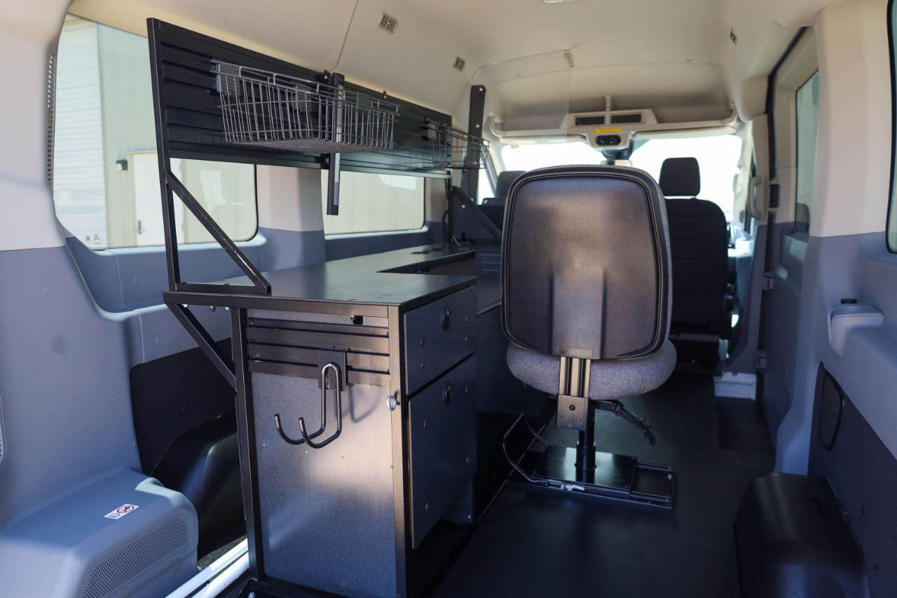 Ford Transit Passenger Wagon T-150 130" Med Roof XLT Sliding RH Dr 2019