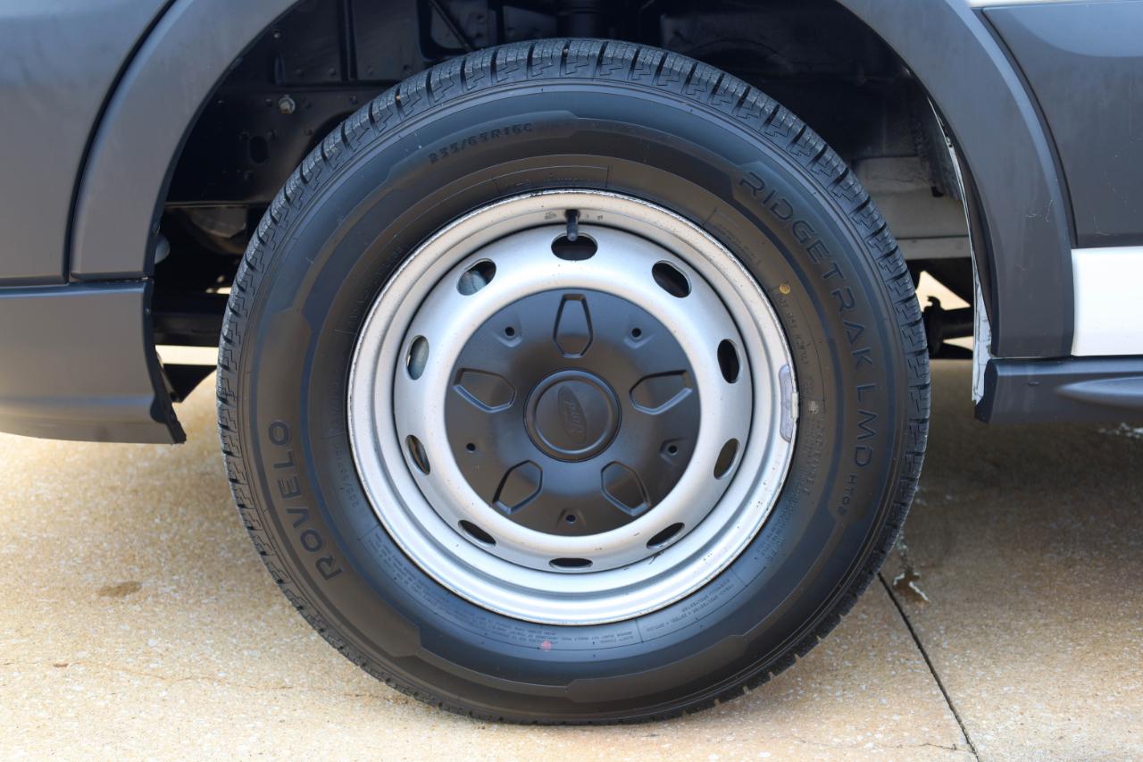 Ford Transit Chassis T-250 SRW 138" WB 9000 GVWR 2018