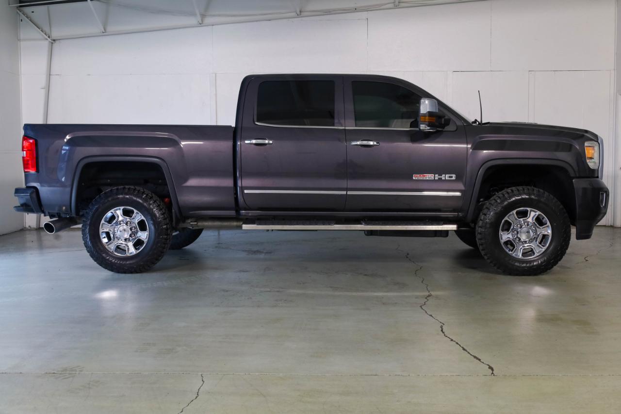 GMC Sierra 2500HD available WiFi 4WD Crew Cab 153.7" SLT 2015
