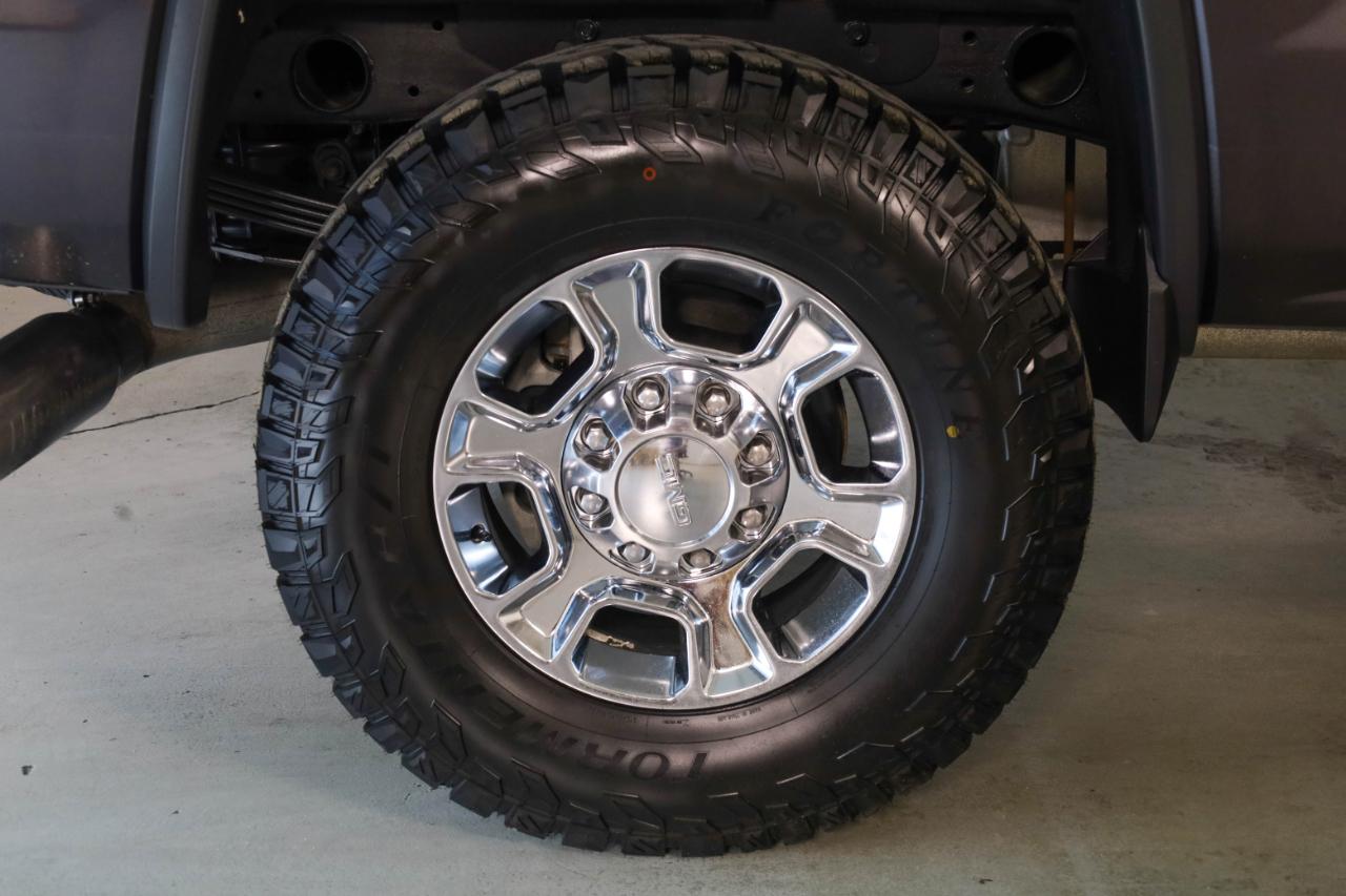 GMC Sierra 2500HD available WiFi 4WD Crew Cab 153.7" SLT 2015