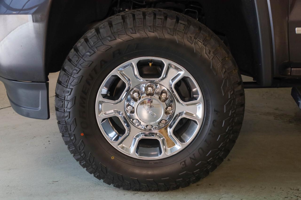 GMC Sierra 2500HD available WiFi 4WD Crew Cab 153.7" SLT 2015