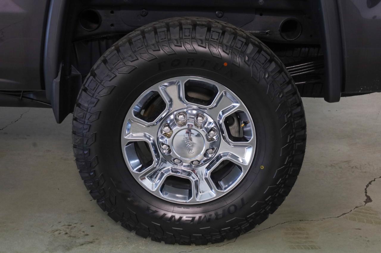 GMC Sierra 2500HD available WiFi 4WD Crew Cab 153.7" SLT 2015