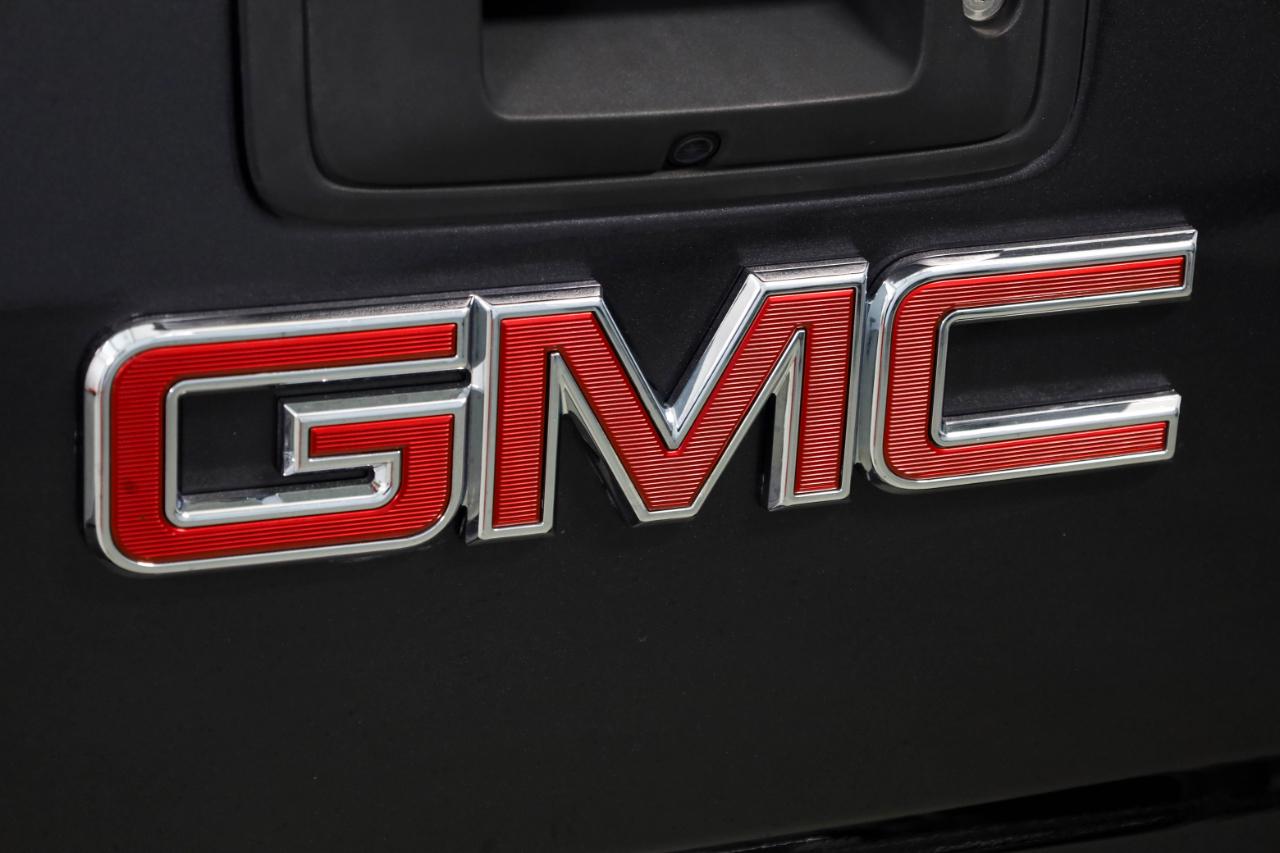 GMC Sierra 2500HD available WiFi 4WD Crew Cab 153.7" SLT 2015