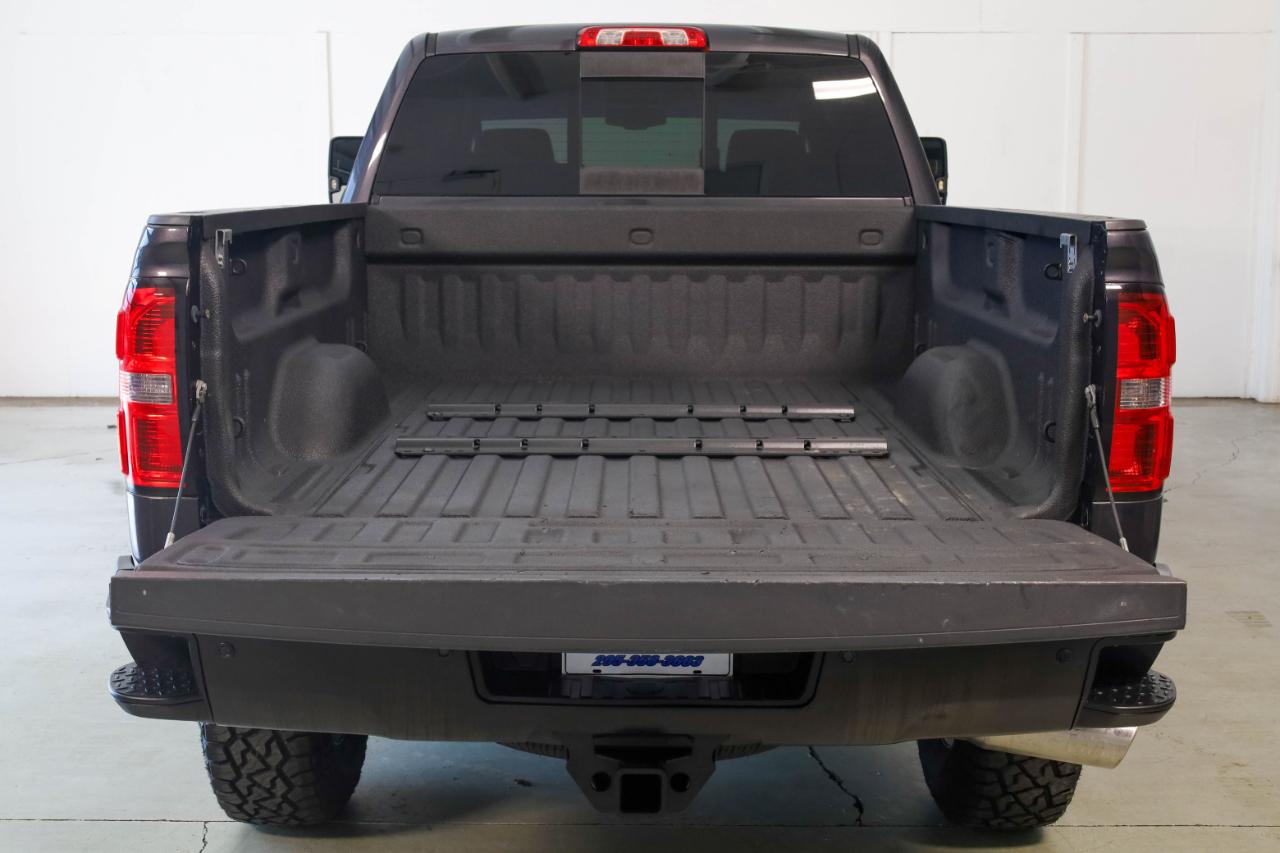 GMC Sierra 2500HD available WiFi 4WD Crew Cab 153.7" SLT 2015