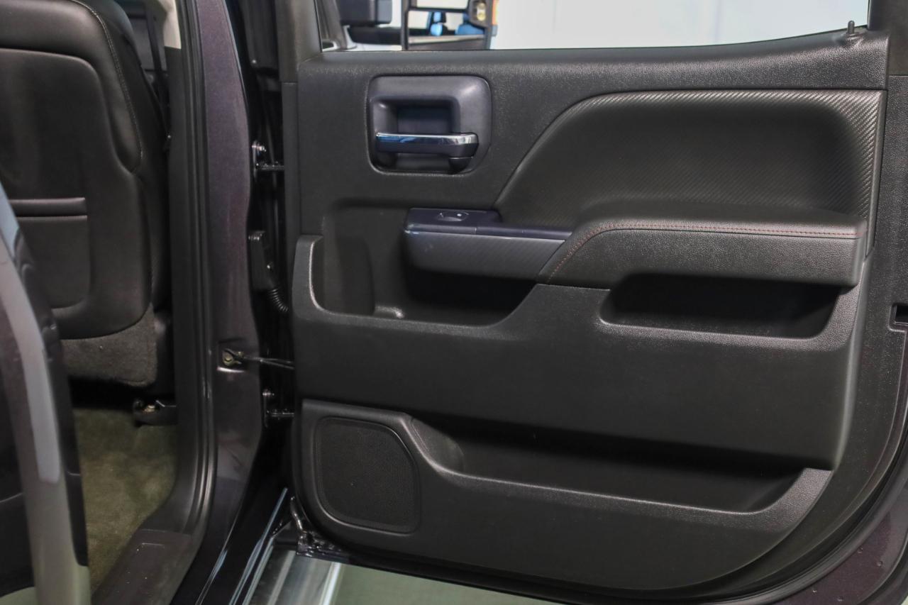 GMC Sierra 2500HD available WiFi 4WD Crew Cab 153.7" SLT 2015