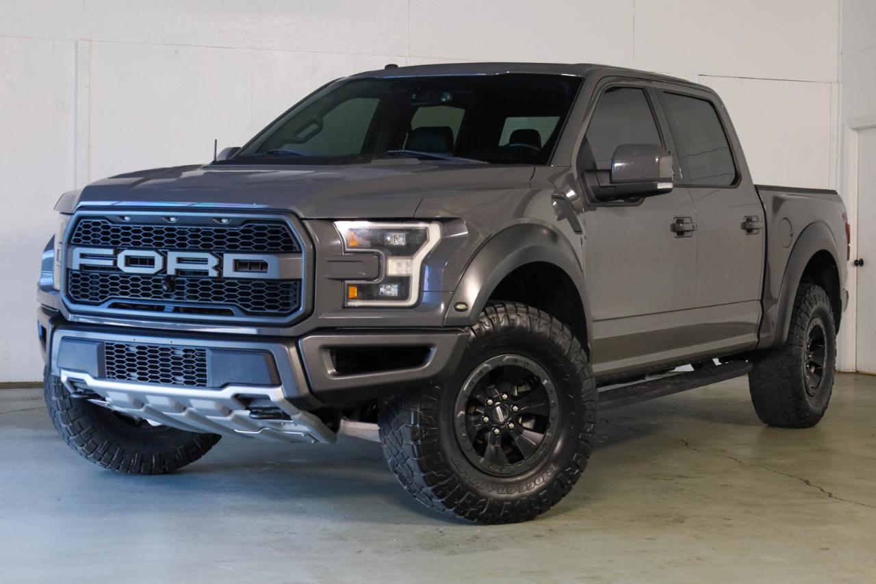 Ford F-150 SVT Raptor SuperCrew 5.5-ft. Bed 4WD 2018