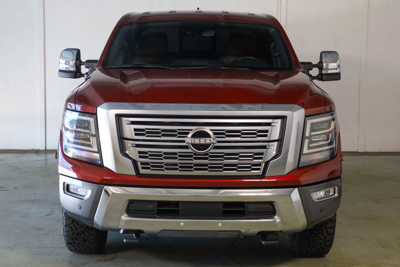 Nissan Titan XD Platinum Reserve Crew Cab 4WD 2023