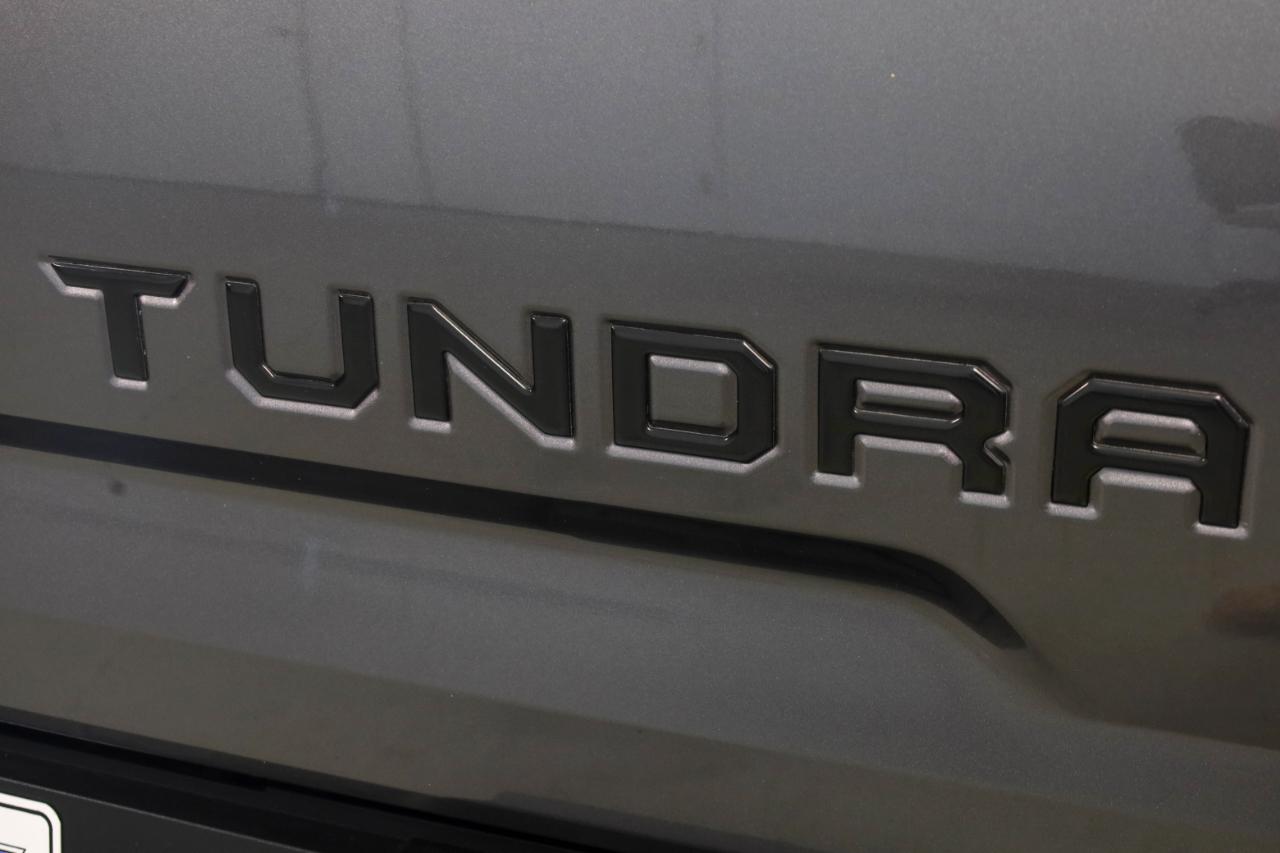 Toyota Tundra 4WD  2017