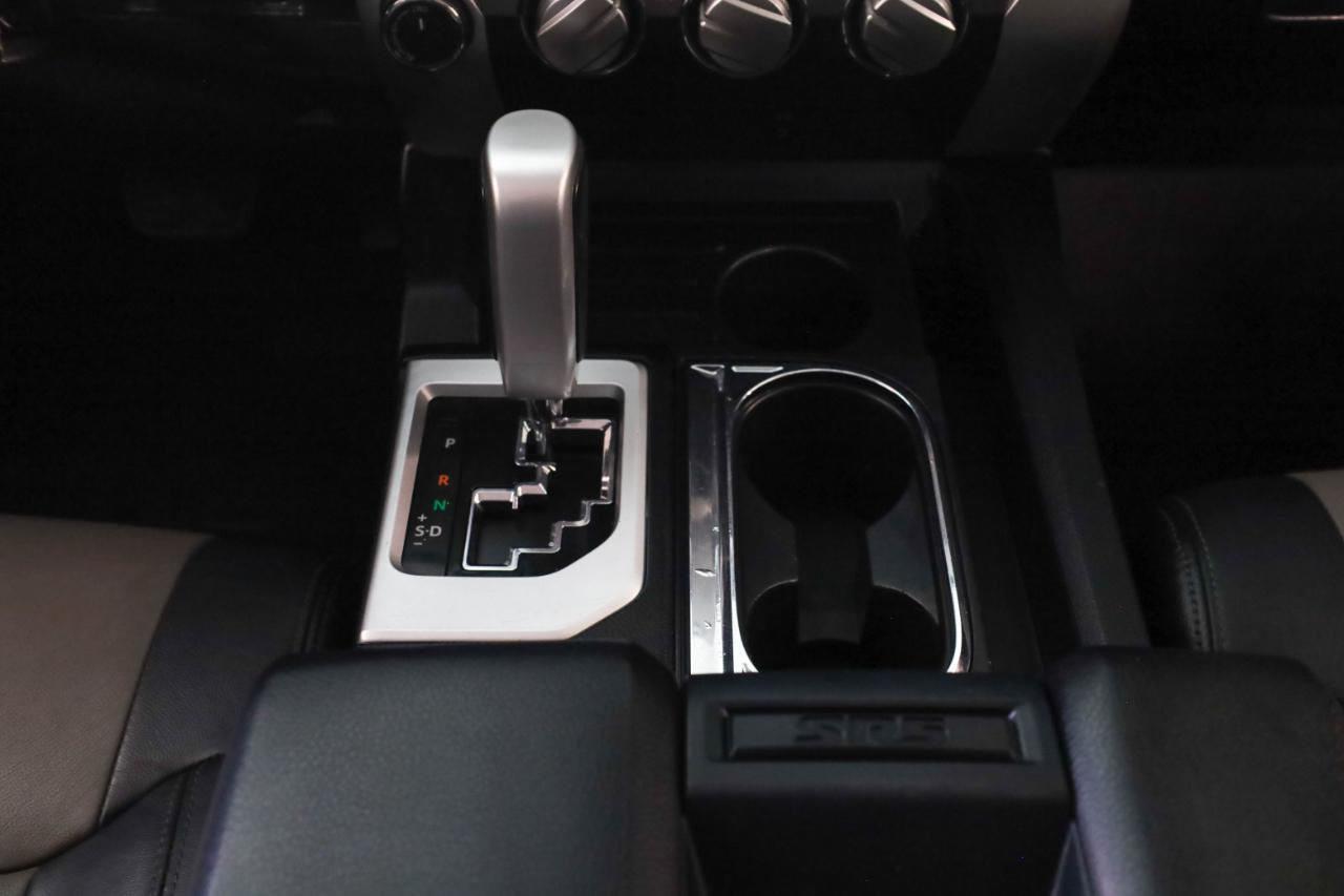 Toyota Tundra 4WD  2017