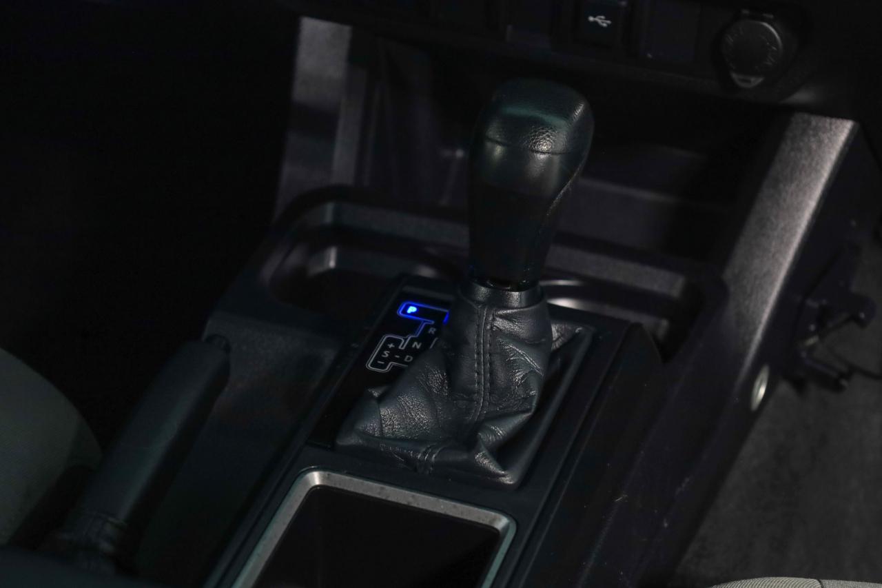 Toyota Tacoma 2WD  2021