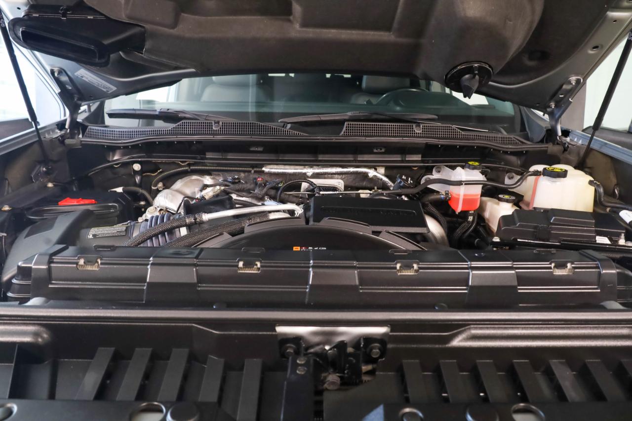 Chevrolet Silverado 3500HD 4WD Crew Cab 159" LT 2024