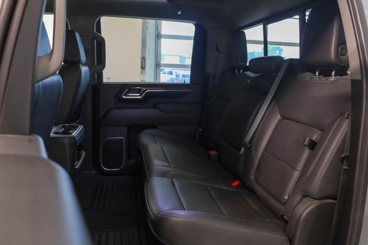 Chevrolet Silverado 3500HD 4WD Crew Cab 159" LT 2024