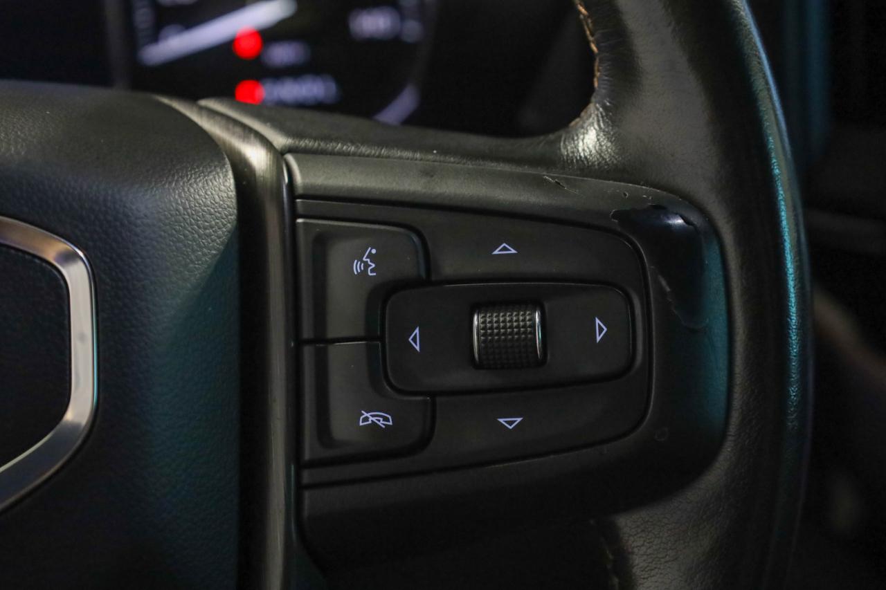 GMC Sierra 1500 4WD Crew Cab 147" AT4 2021