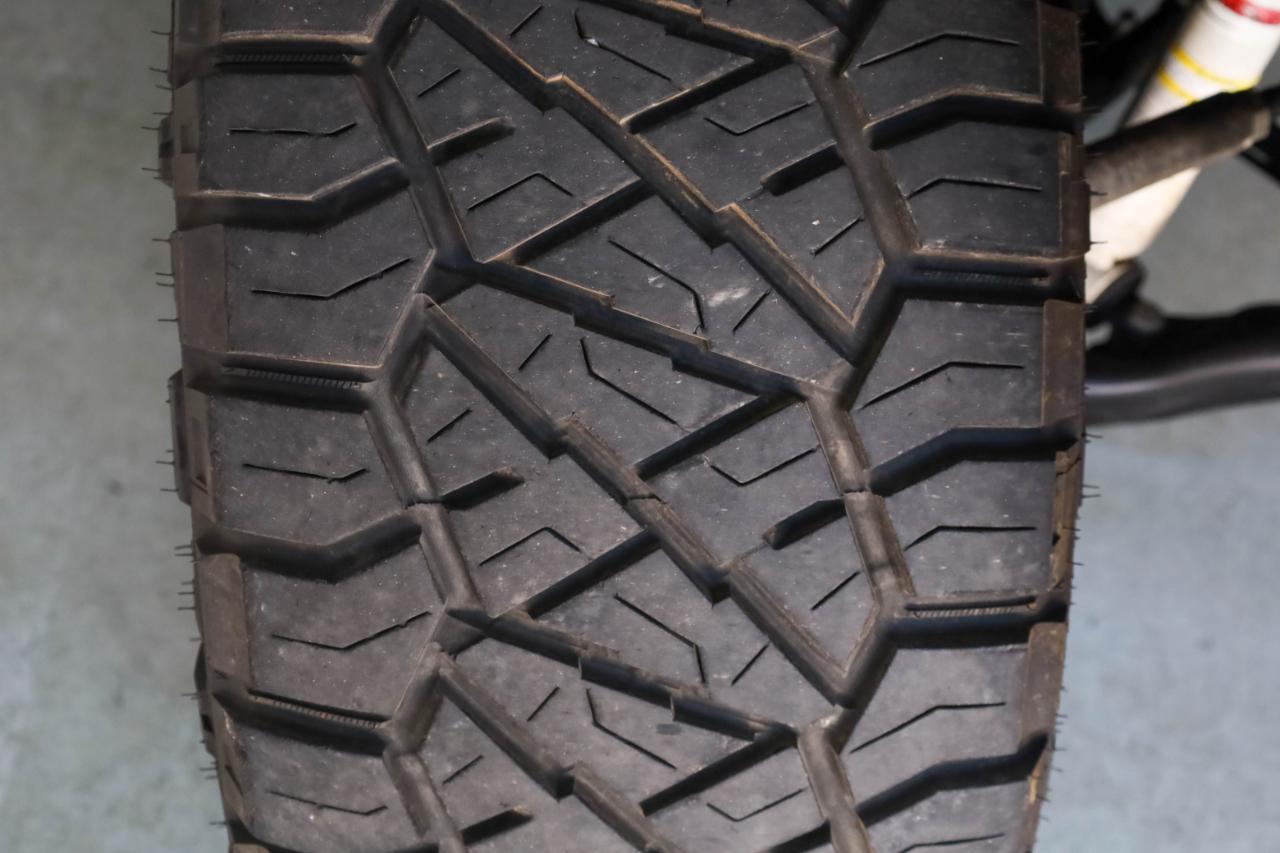 GMC Sierra 1500 4WD Crew Cab 147" AT4 2021
