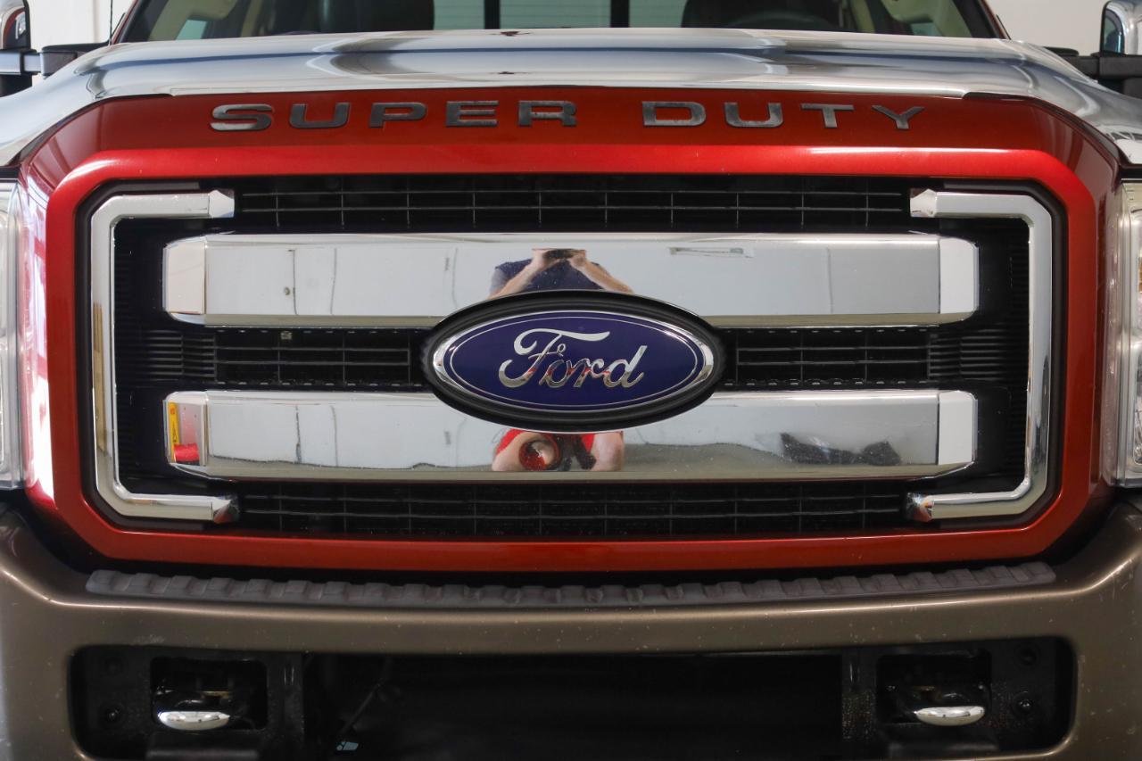Ford Super Duty F-250 SRW 4WD Crew Cab 156" King Ranch 2016