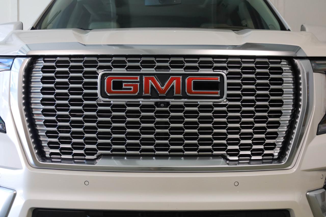 GMC Yukon XL 4WD 4dr Denali 2021