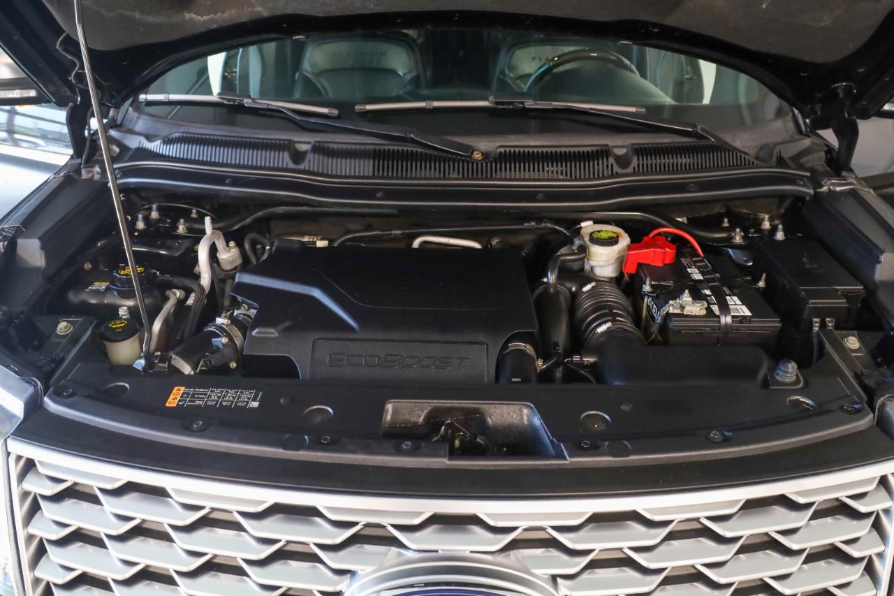 Ford Explorer Platinum 4WD 2018