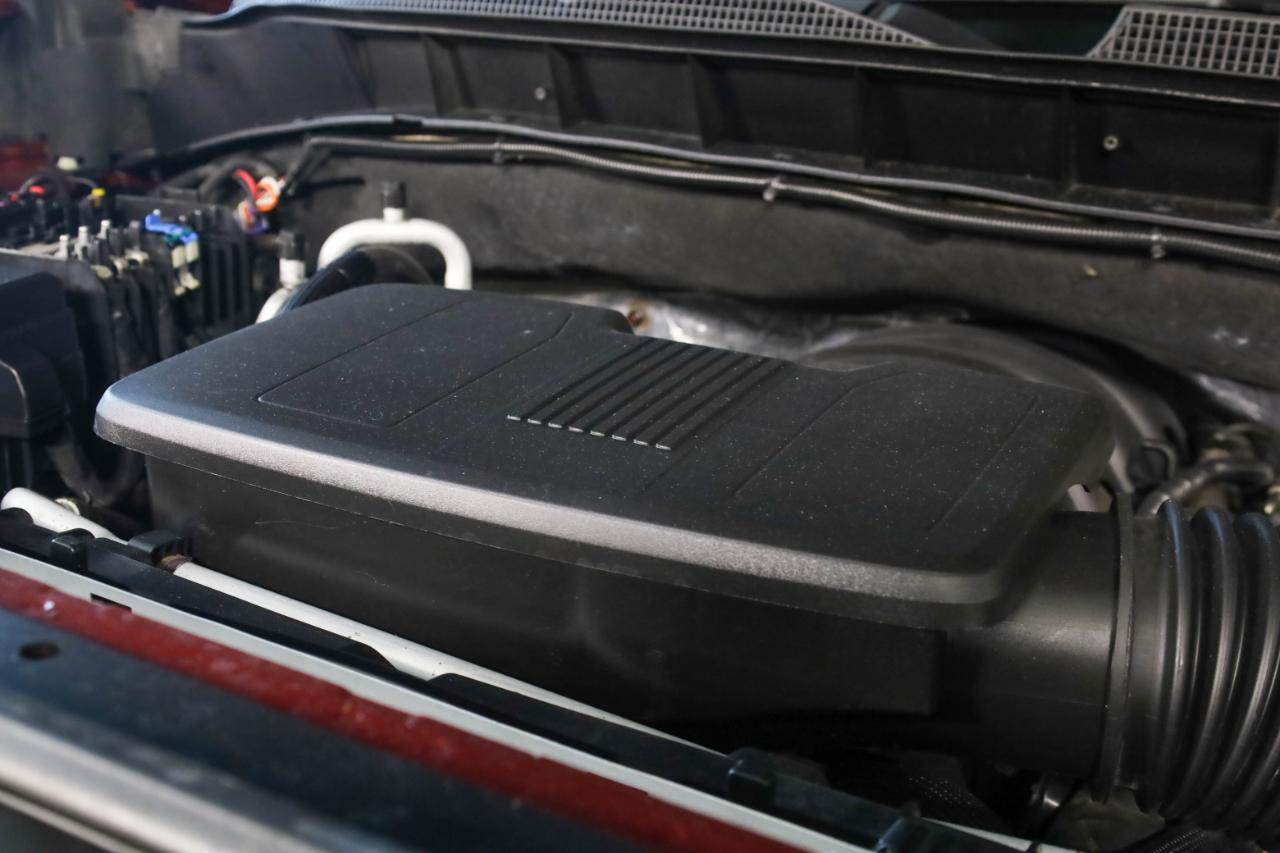 Chevrolet Silverado 1500 4WD Crew Cab 157" RST 2020