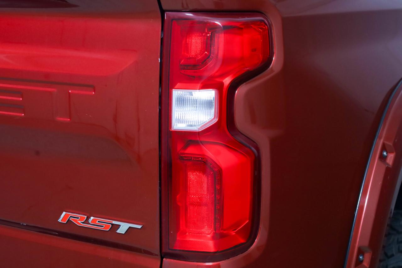 Chevrolet Silverado 1500 4WD Crew Cab 157" RST 2020