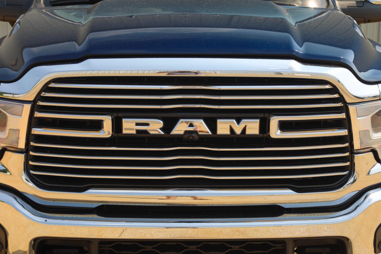 RAM 3500 Laramie 4x4 Crew Cab 8' Box 2024