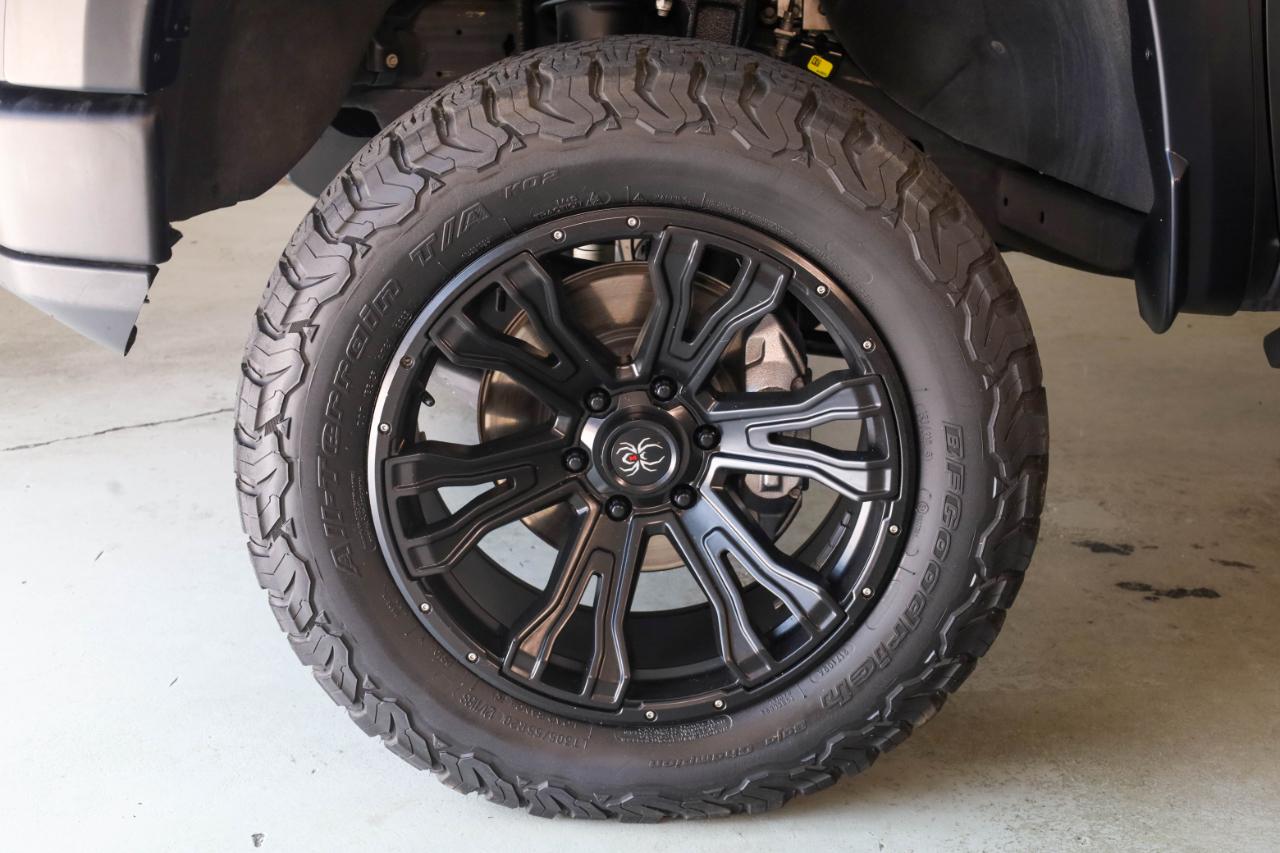 GMC Sierra 1500 4WD Crew Cab 147" AT4 2023