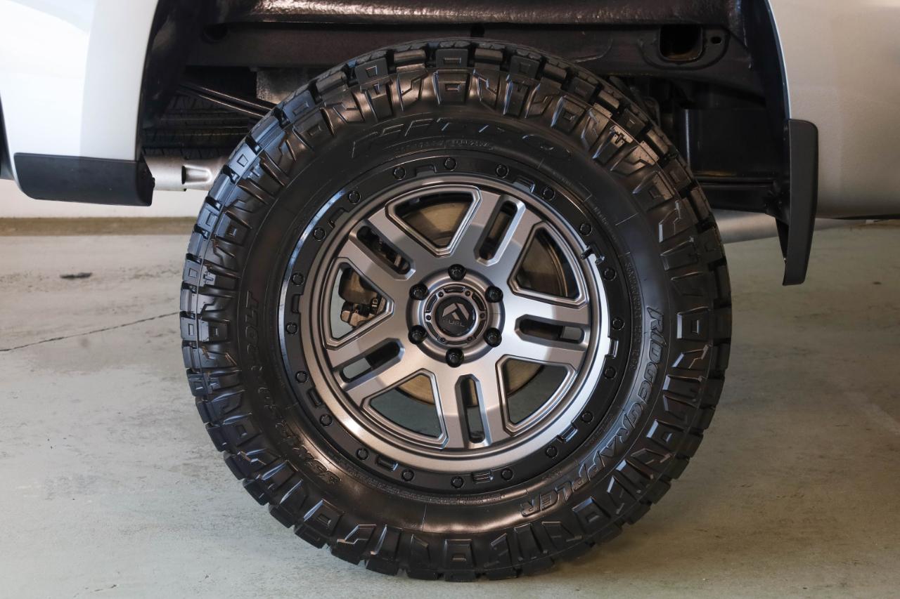 Chevrolet Silverado 1500 Trail Boss Custom Crew Cab 4WD 2025