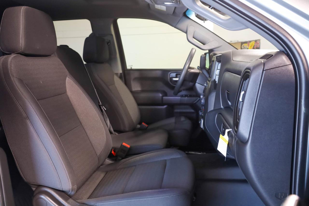 Chevrolet Silverado 1500 Trail Boss Custom Crew Cab 4WD 2025