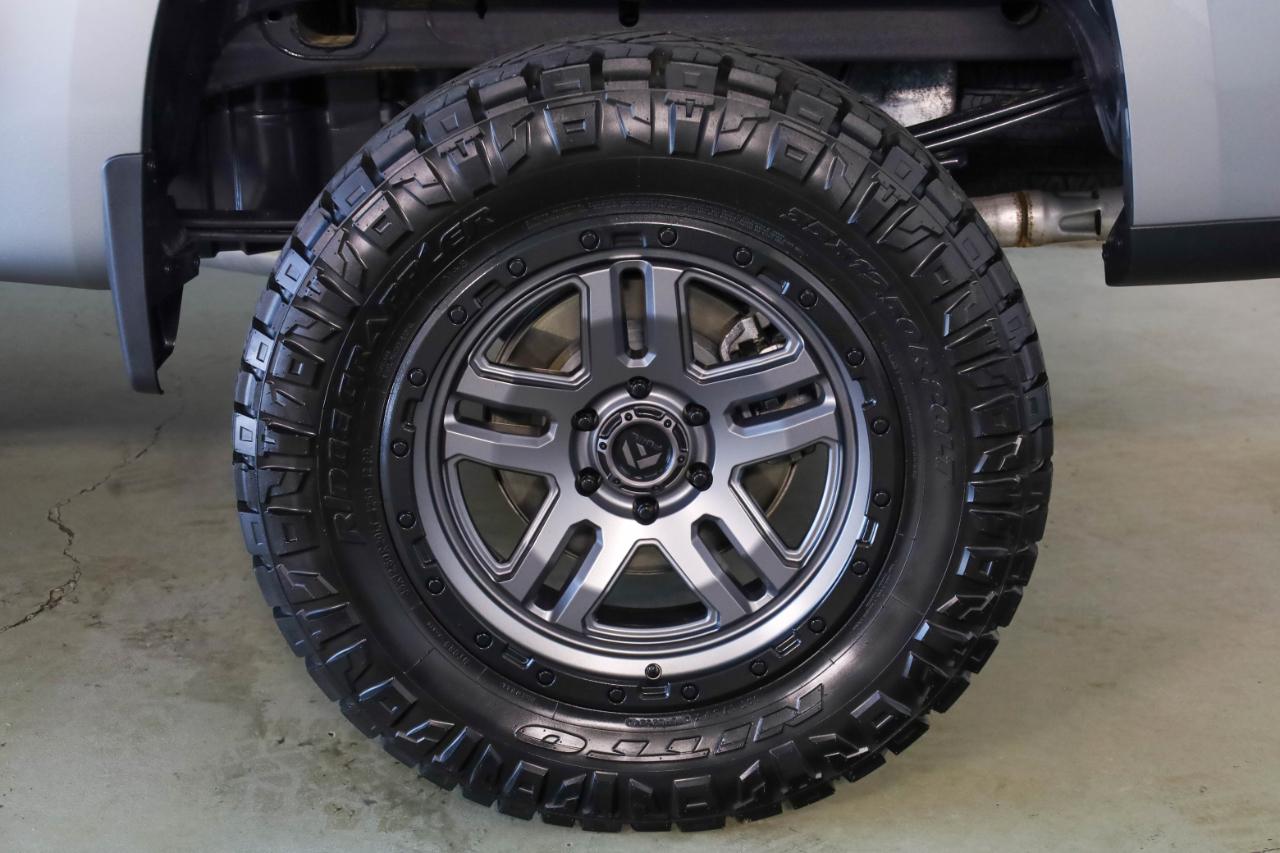 Chevrolet Silverado 1500 Trail Boss Custom Crew Cab 4WD 2025