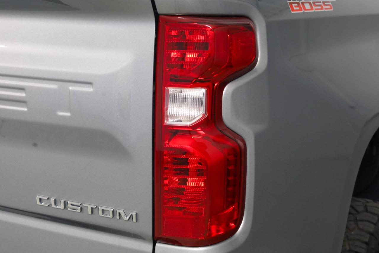 Chevrolet Silverado 1500 Trail Boss Custom Crew Cab 4WD 2025
