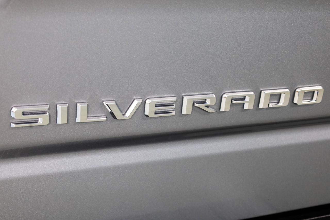 Chevrolet Silverado 1500 Trail Boss Custom Crew Cab 4WD 2025