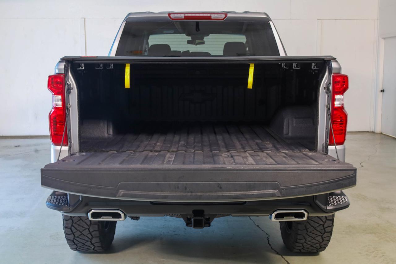 Chevrolet Silverado 1500 Trail Boss Custom Crew Cab 4WD 2025