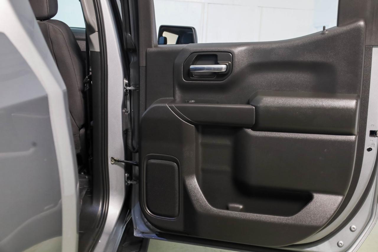 Chevrolet Silverado 1500 Trail Boss Custom Crew Cab 4WD 2025