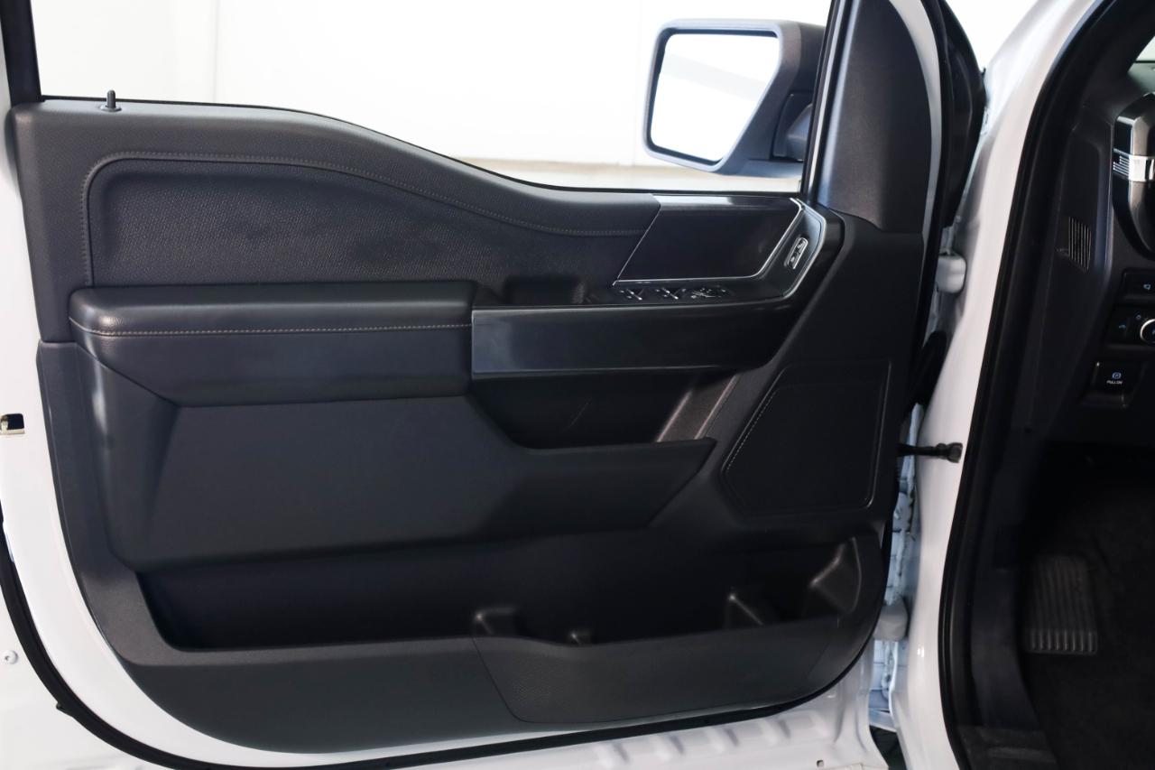 Ford F-150 4WD SuperCrew 145" XLT 2021