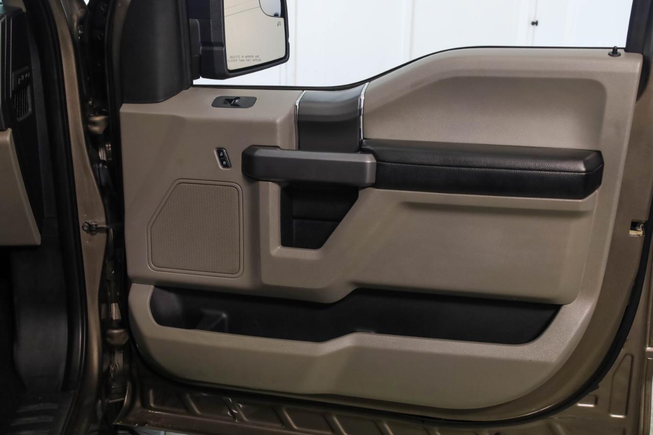 Ford F-150 4WD SuperCrew 145" XLT 2019
