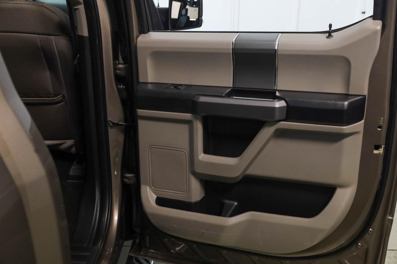 Ford F-150 4WD SuperCrew 145" XLT 2019