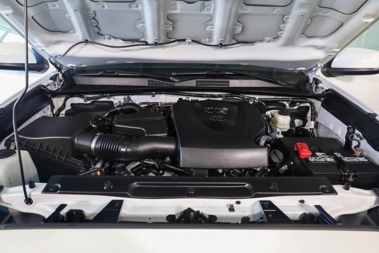 Toyota Tacoma photo 37