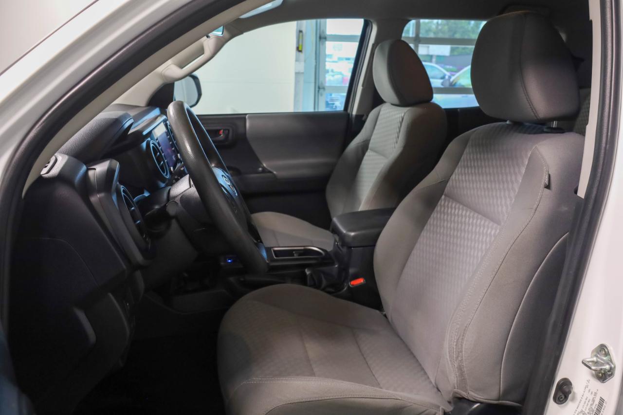 Toyota Tacoma photo 11