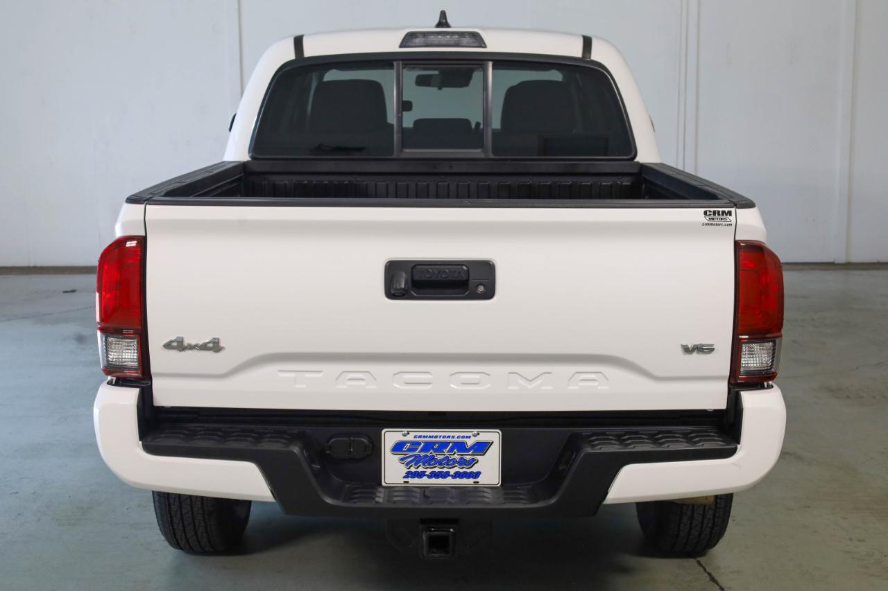 Toyota Tacoma photo 4