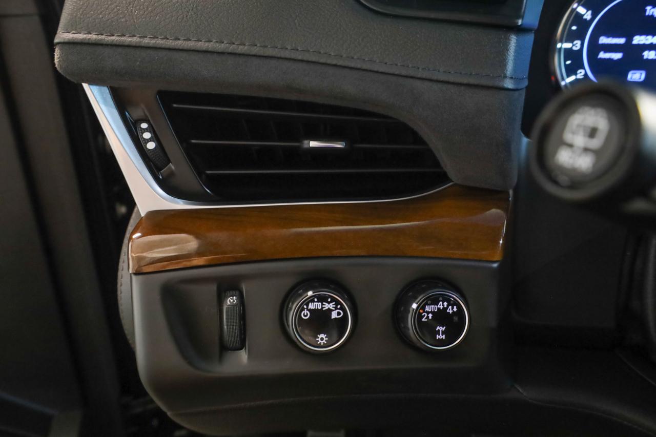 Cadillac Escalade photo 34
