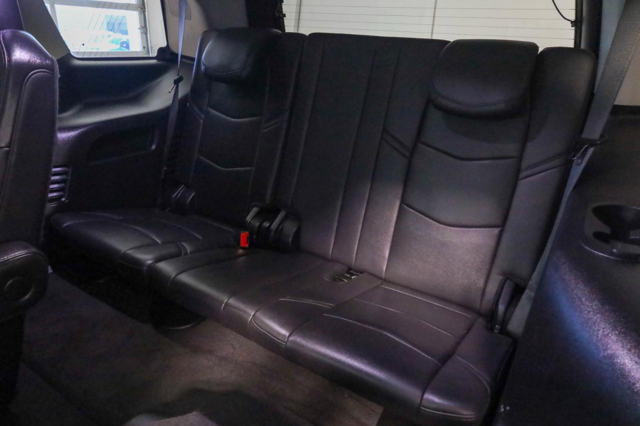 Cadillac Escalade photo 19