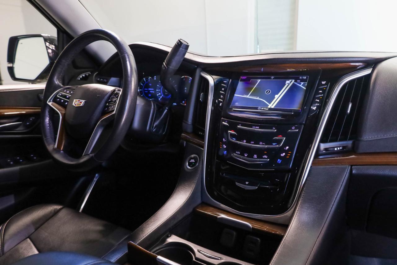 Cadillac Escalade photo 14