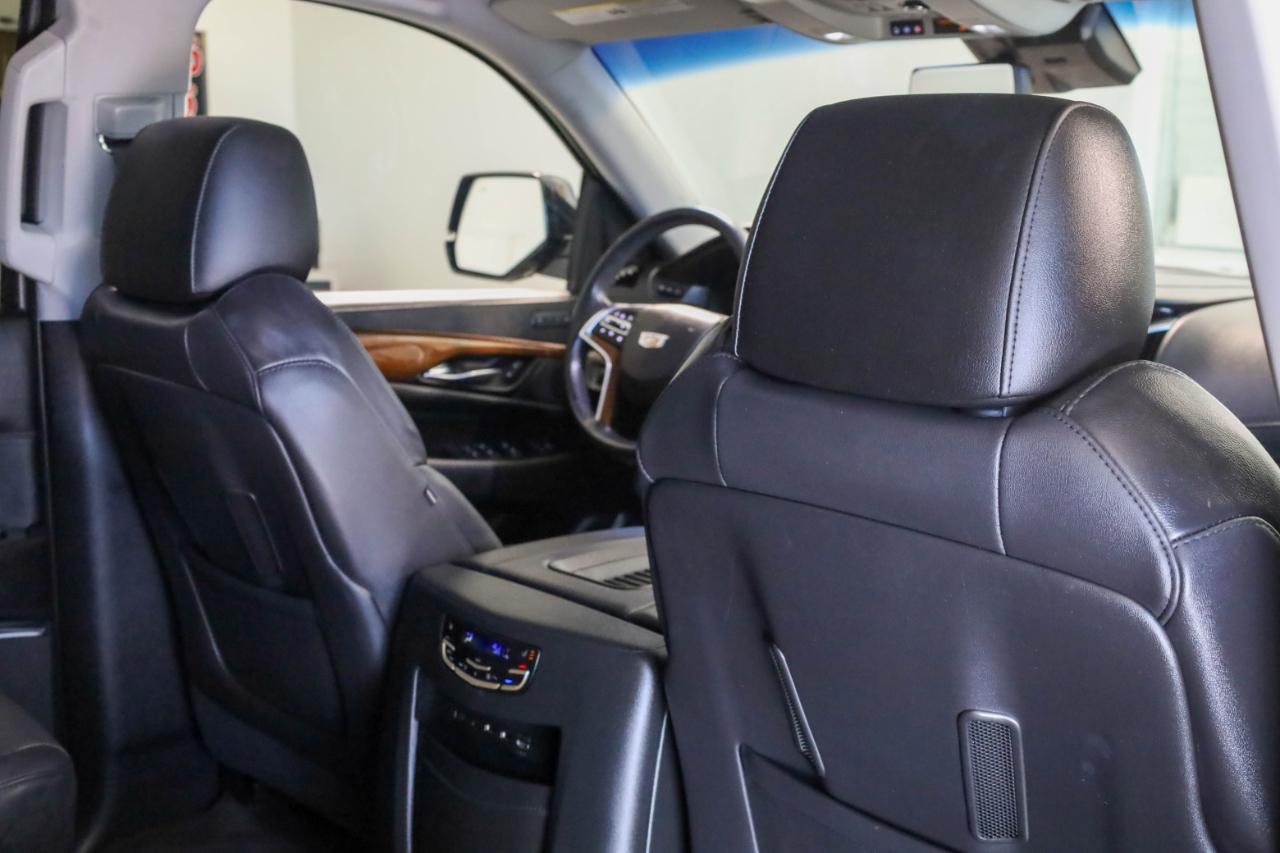 Cadillac Escalade photo 22
