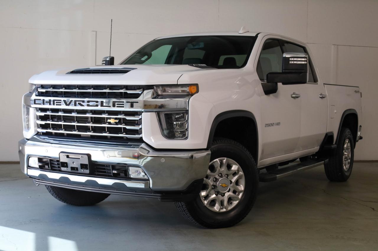 Chevrolet Silverado 2500 LTZ Crew Cab 4WD SWB 2023