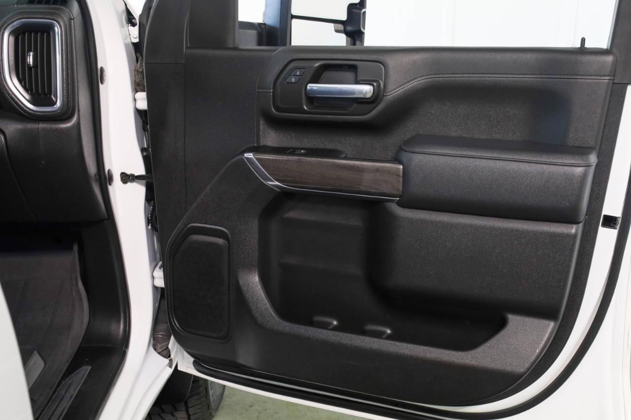 Chevrolet Silverado 2500 LTZ Crew Cab 4WD SWB 2023