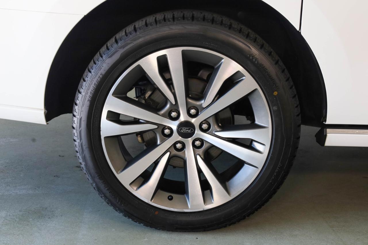 Ford Expedition MAX photo 52