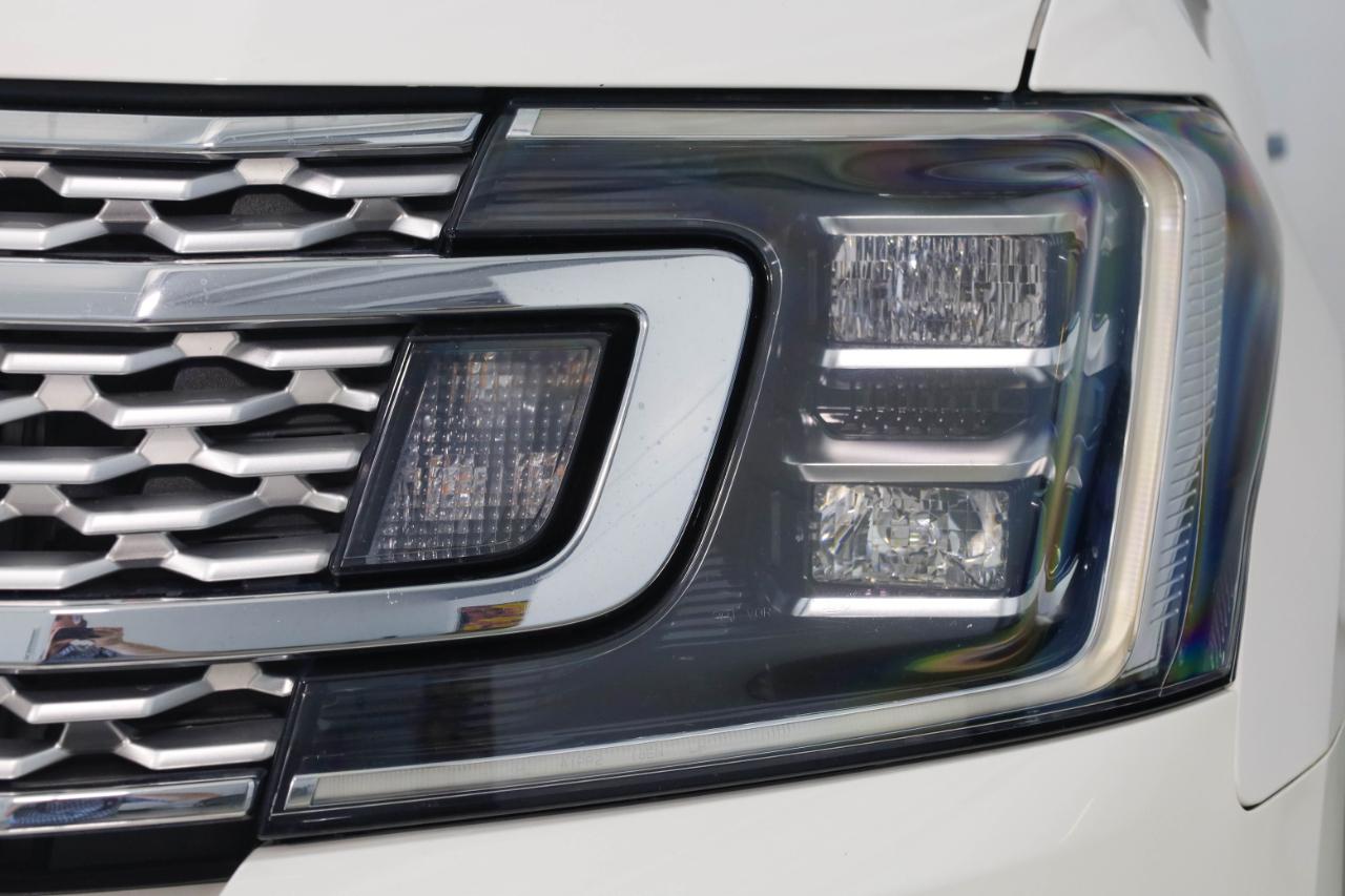 Ford Expedition MAX photo 13